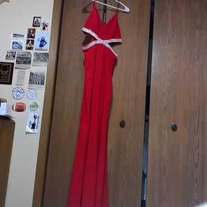 Prom dress for sale from David’s Bridal. Only wore once. IN GREAT CONDITION!!:)